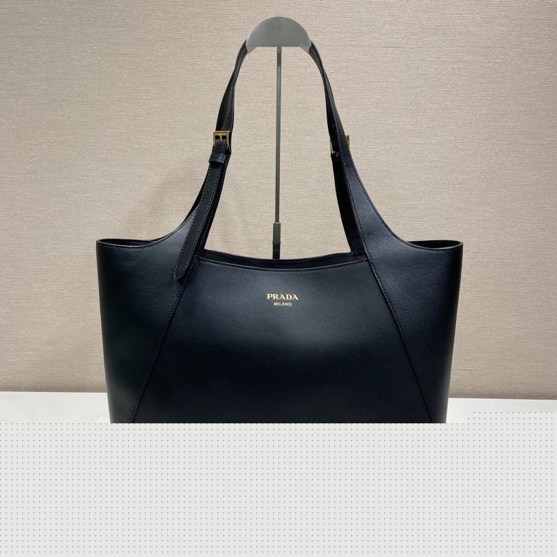 Pra*a shopping bags